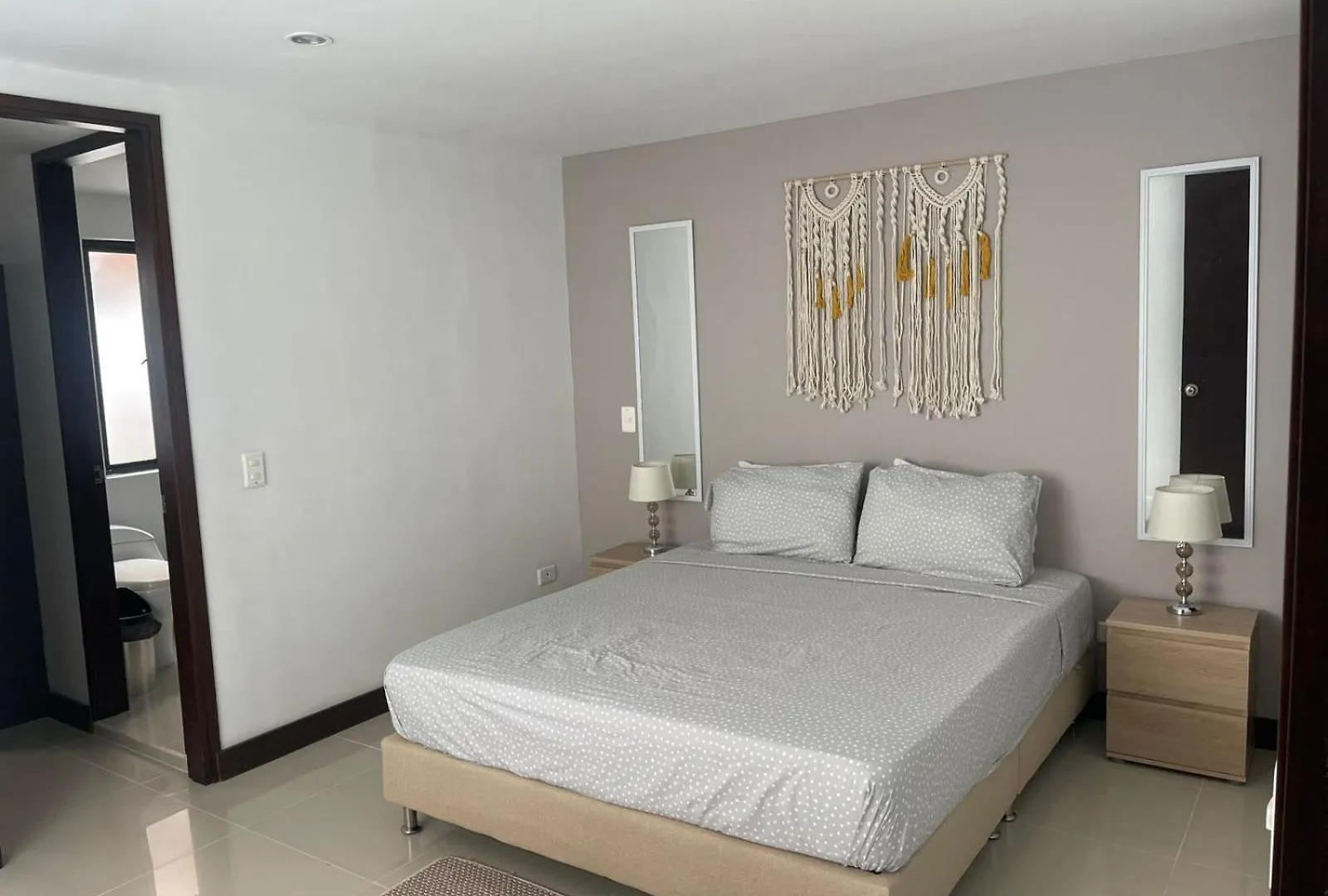 Apartamento Familiar Laureles 203 メデジン