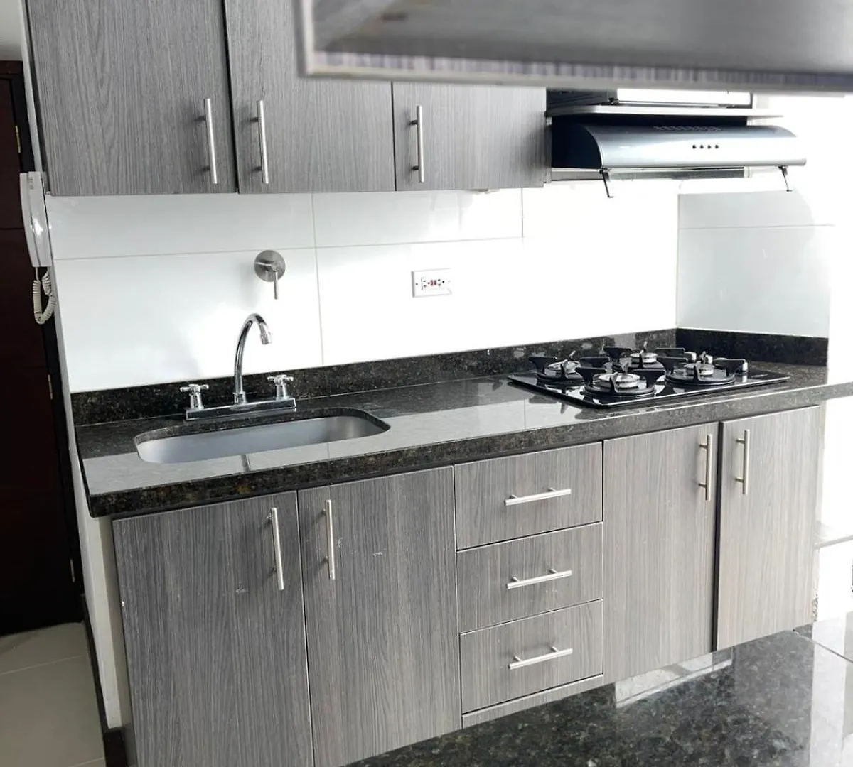 Apartamento Familiar Laureles 203 メデジン